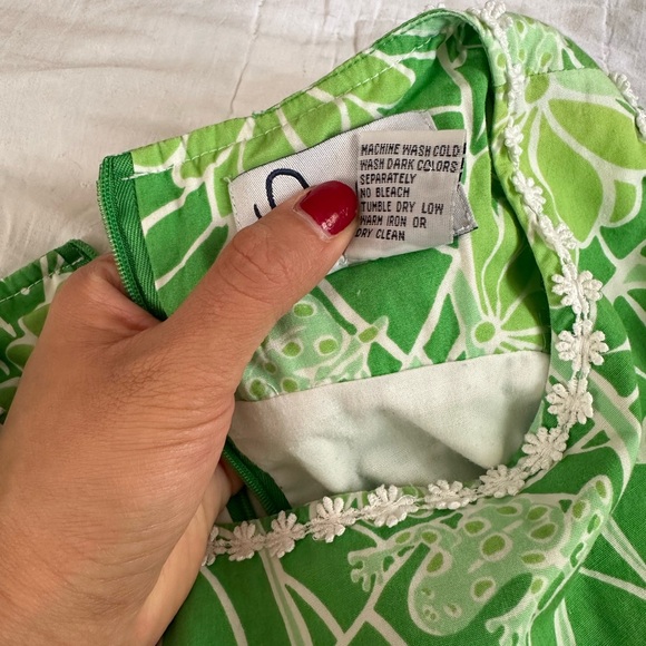Lilly Pulitzer top, Lilly Pulitzer green frog top size 10p - Picture 4 of 8